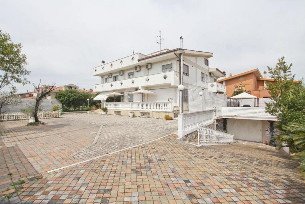 Hotel La Maison Delle Terme Tivoli Terme Eksteriør billede